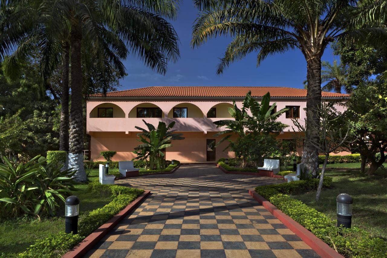 Dunia Hotel Bissau Esterno foto